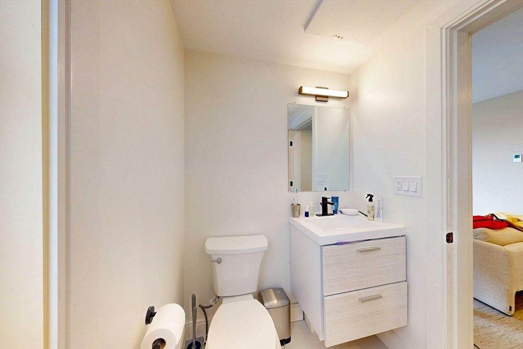 353 East 8th ST #3, Boston, MA, 353 East 8th ST #3, Boston, MA Photo #6