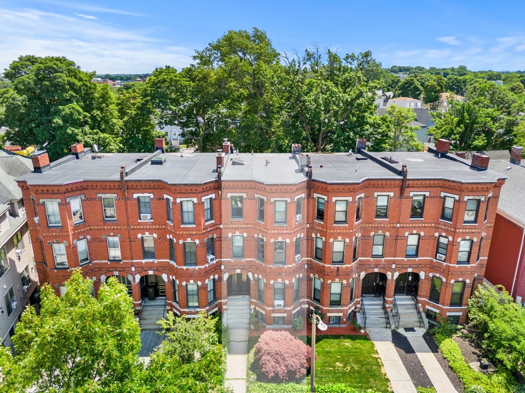 16 Perrin St