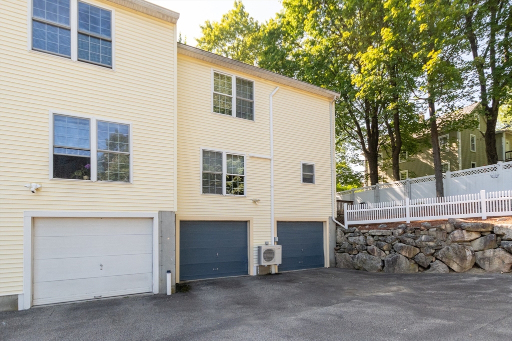 174 Howe Street 174