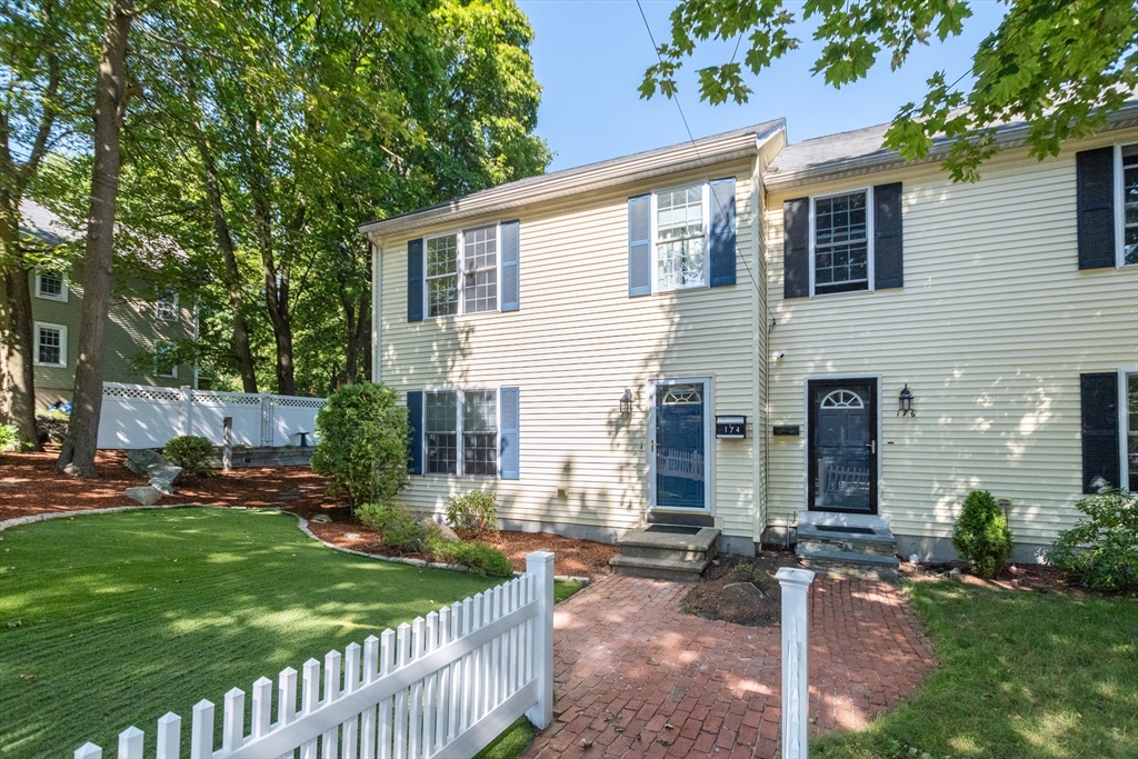 174 Howe Street 174