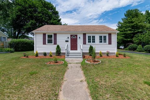 Photo of 43 Chestnut Ave, Auburn, MA 01501 (MLS # 73544546)