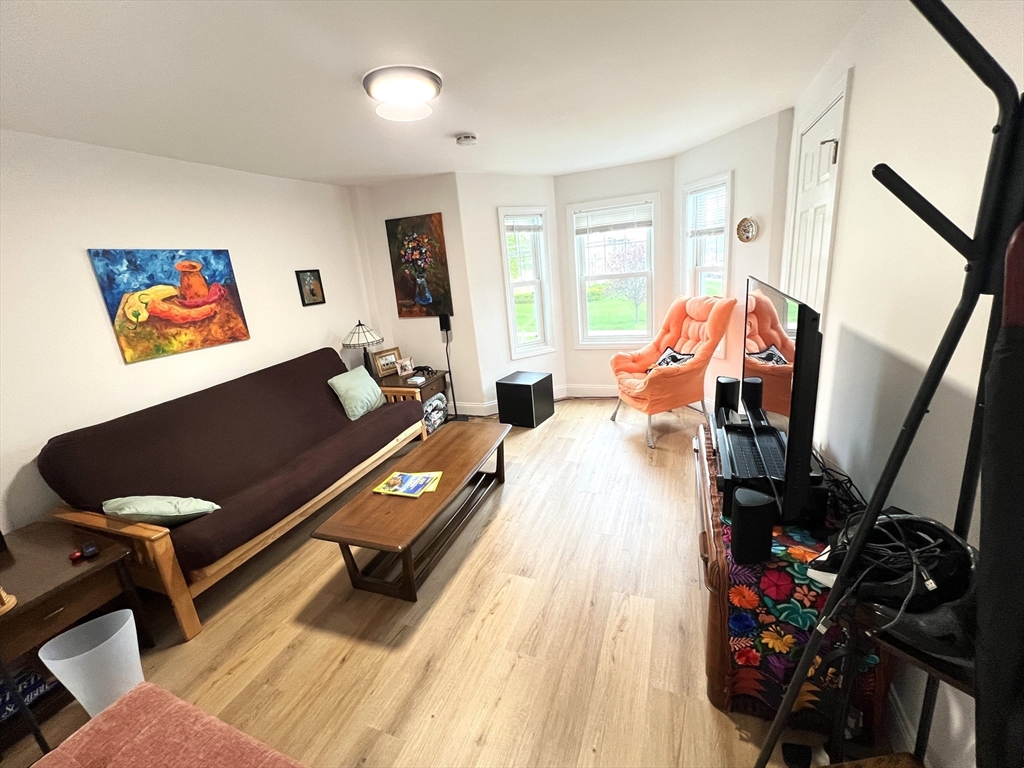 48 Conant Street 48