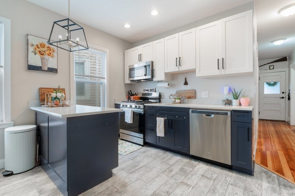 Photo of 24 Buttonwood Street, Boston, MA