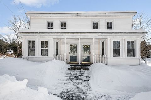 12 Broadway St 12 Westford MA 01886