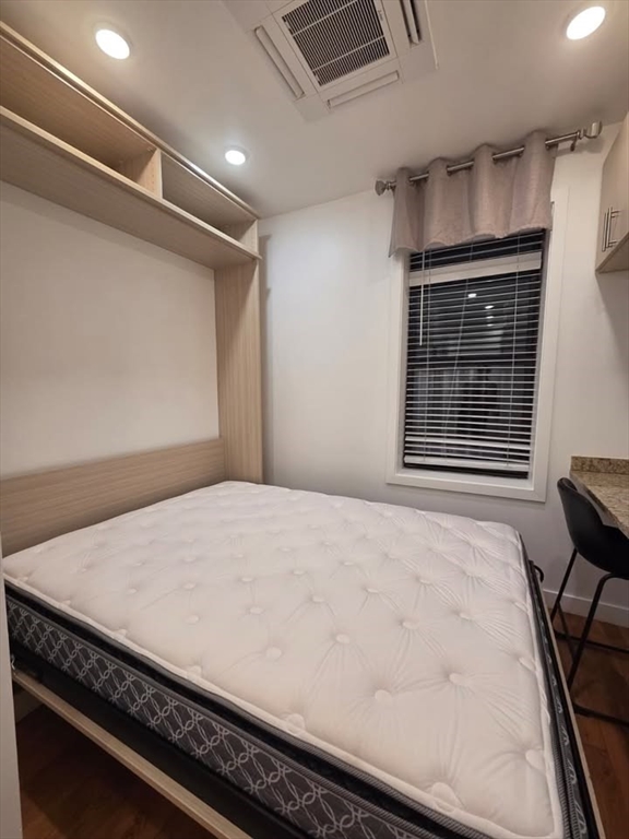 21 Fifth Street 13