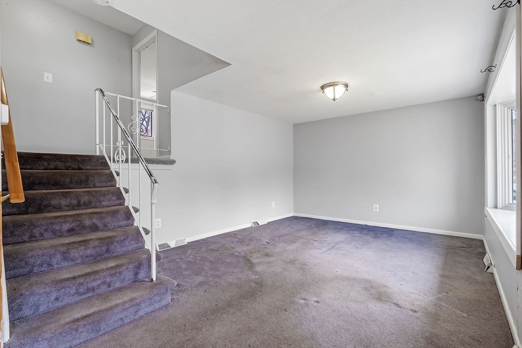 7 Glendale St