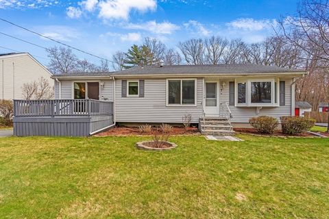 7 Glendale St Randolph MA 02368