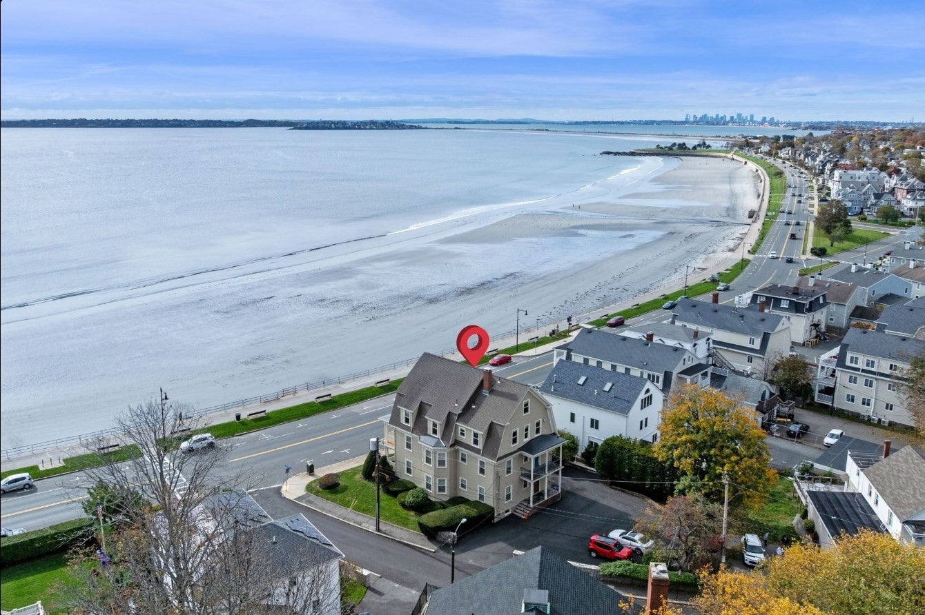 Click for 74 Humphrey ST #1, Swampscott, MA slideshow