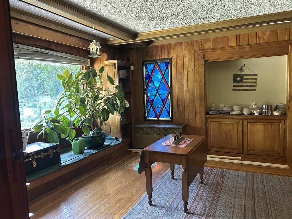 140 Atwater Ter