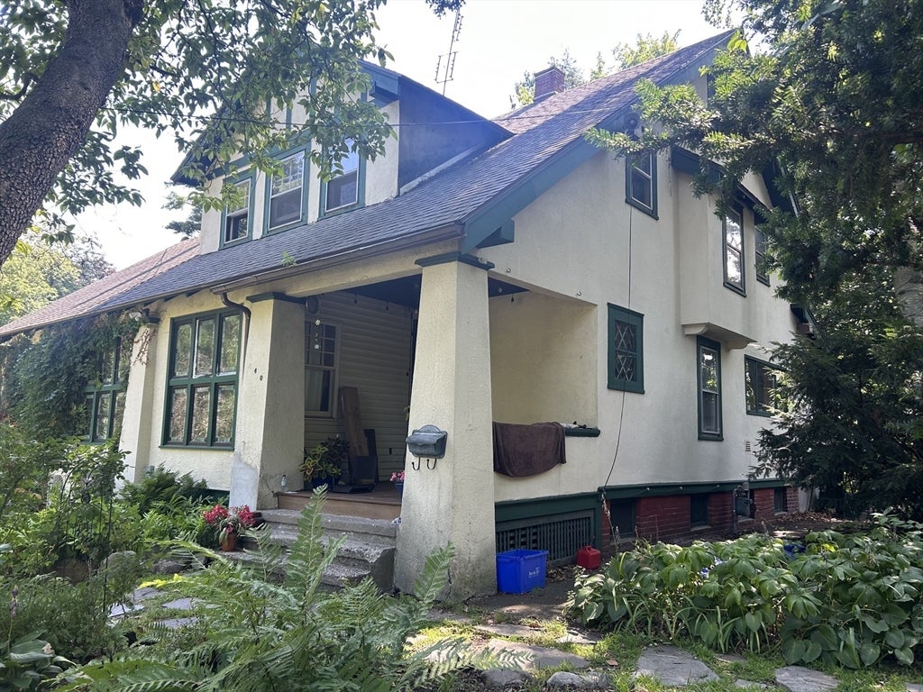 140 Atwater Ter