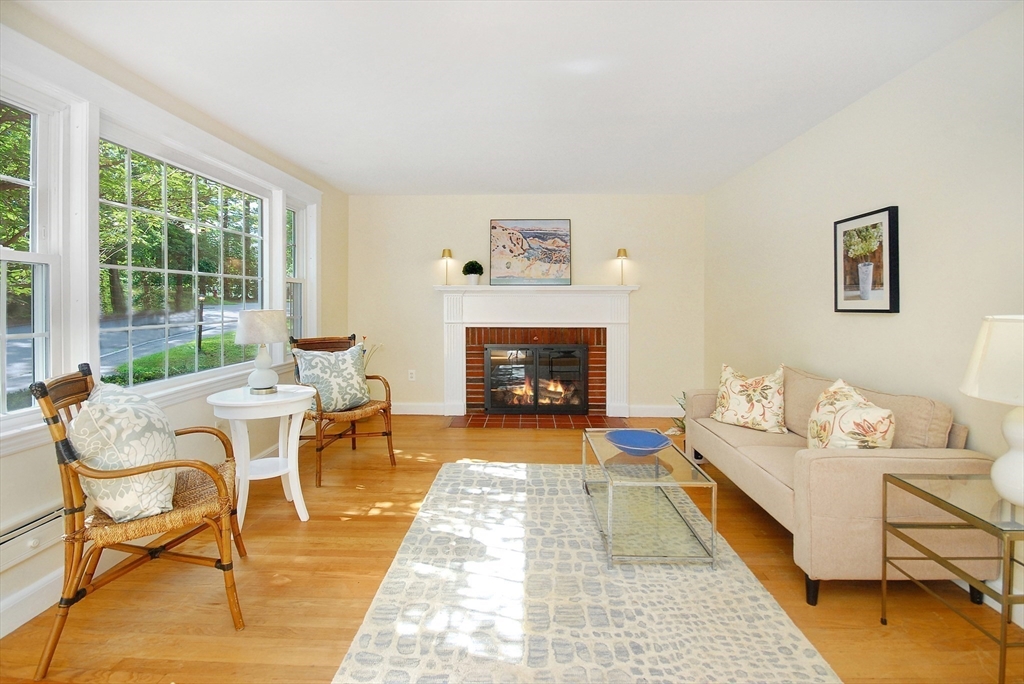 25 Rivermeadow Dr