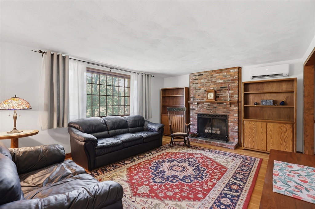 17 Sherwood Drive