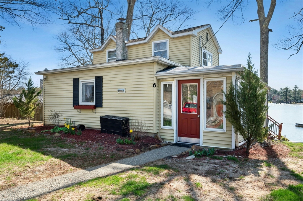 6 Cedar Pond Dr