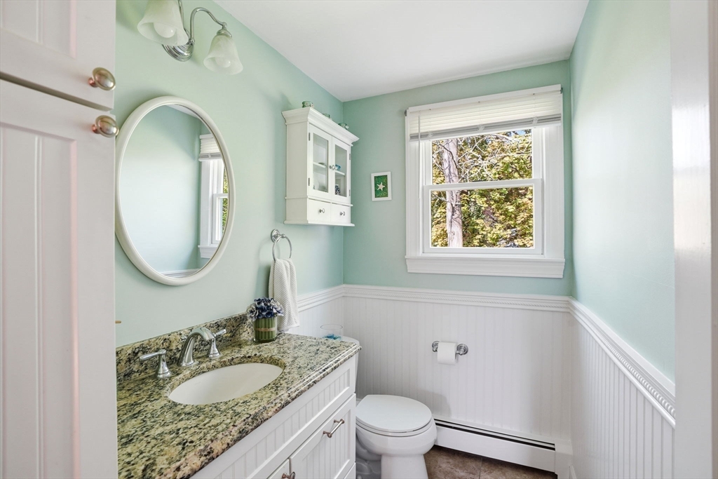 33 Whittier Dr, Scituate, MA Photo #13