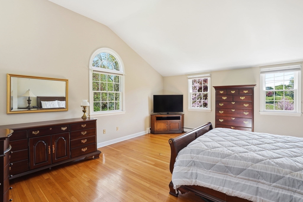 33 Whittier Dr, Scituate, MA Photo #15