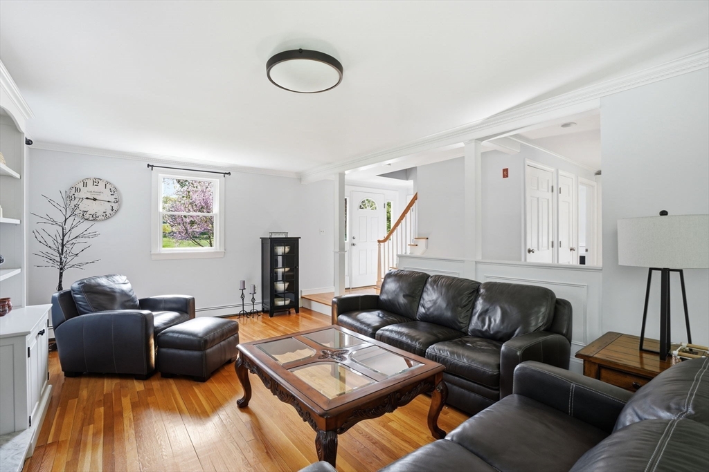 33 Whittier Dr, Scituate, MA Photo #10