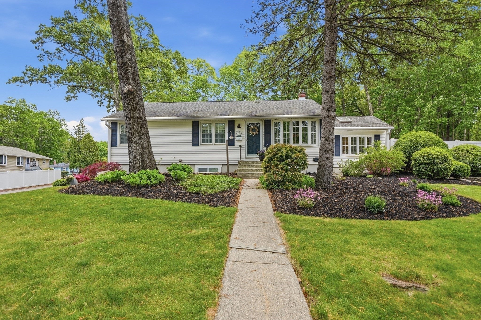35 Alpine St, Millbury MA 01527