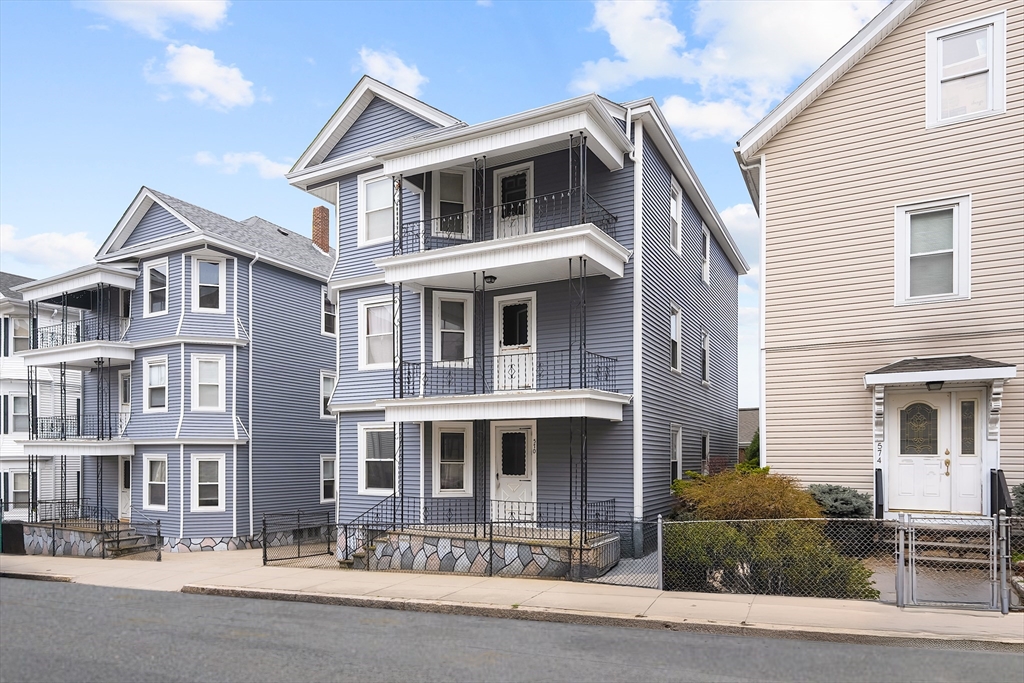 570 William Street