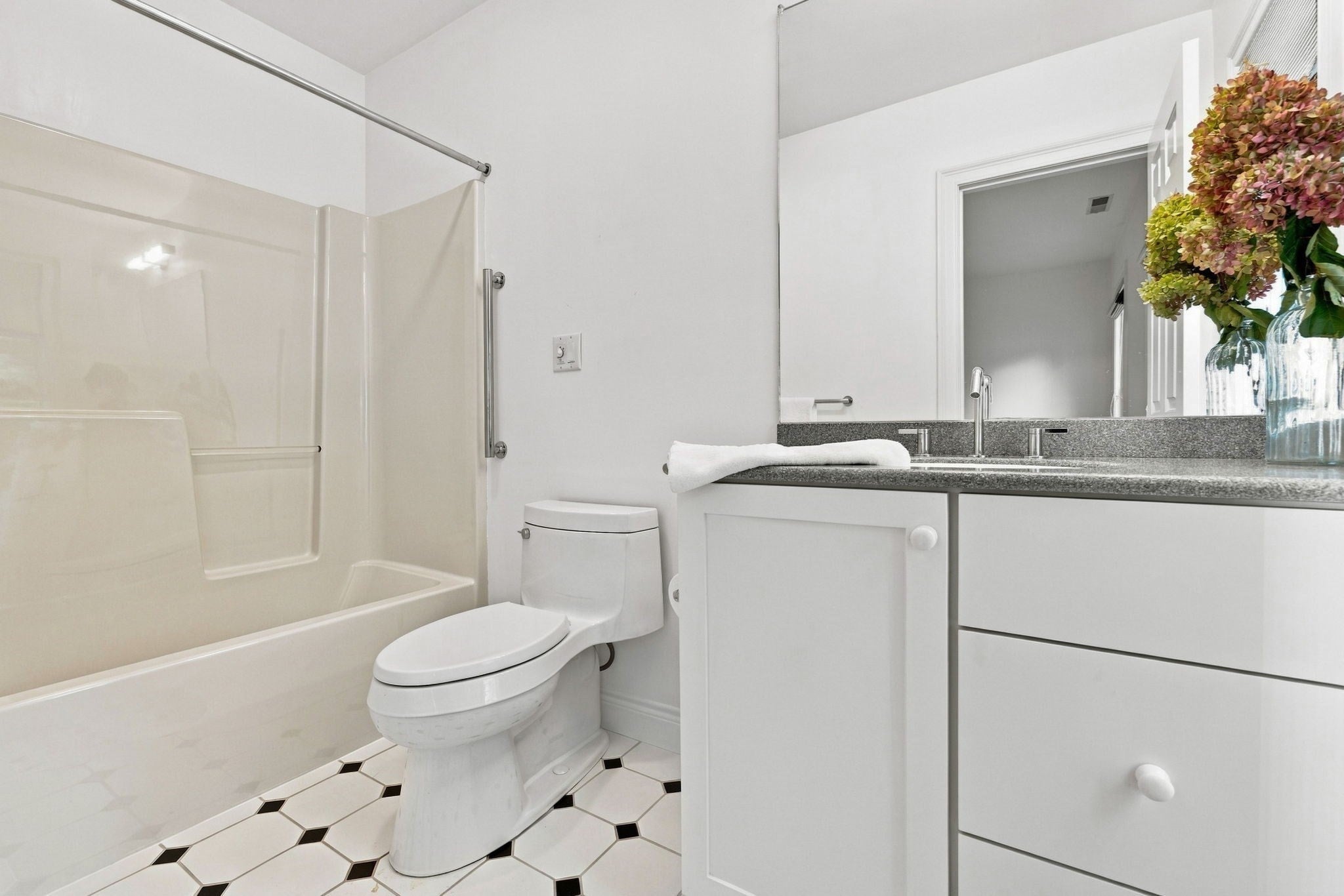 9 Bobby Jones Dr #9, Andover, MA, 9 Bobby Jones Dr #9, Andover, MA Photo #32