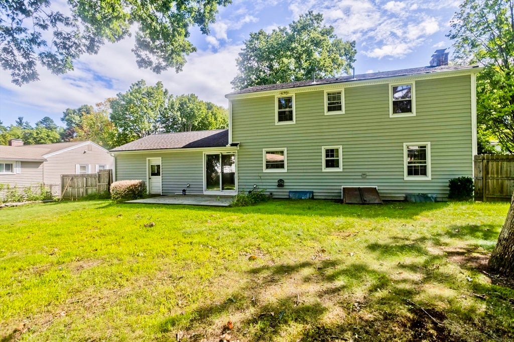 50 Crystal Brook Dr, Springfield, MA, 50 Crystal Brook Dr, Springfield, MA Photo #27