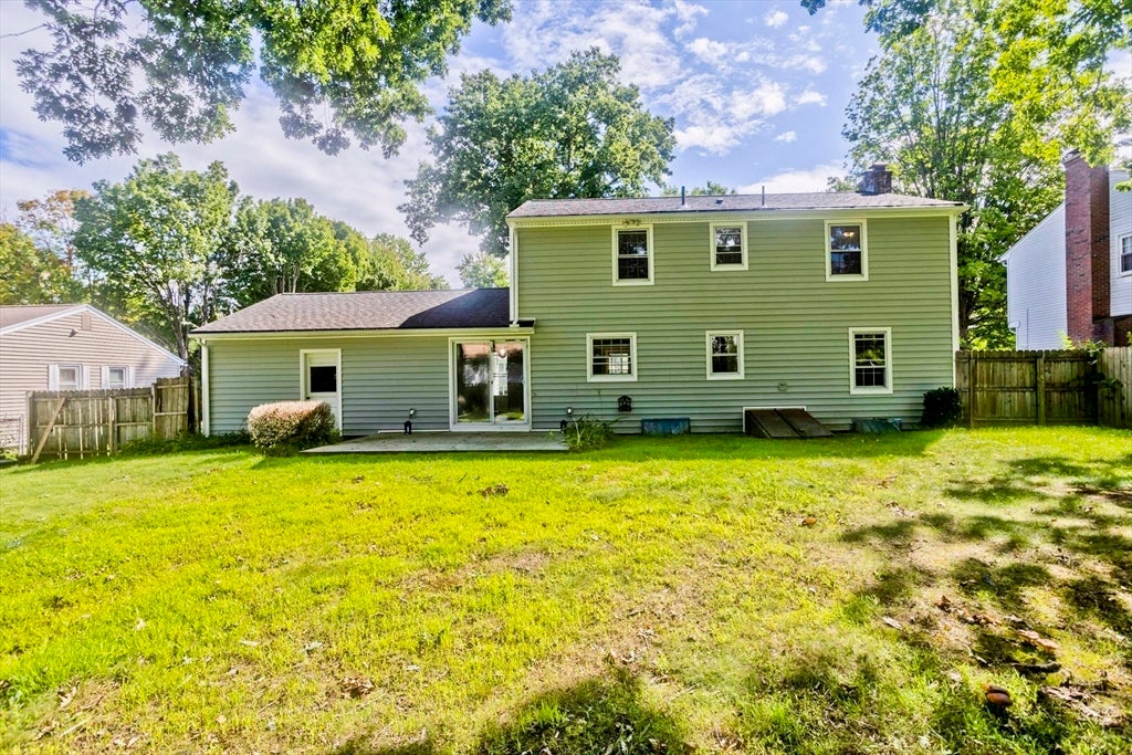 50 Crystal Brook Dr, Springfield, MA, 50 Crystal Brook Dr, Springfield, MA Photo #26