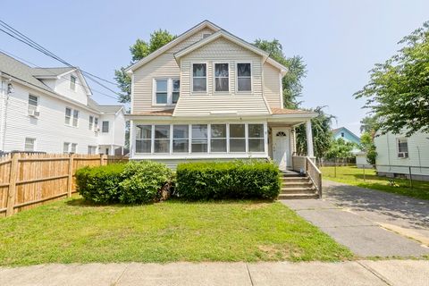 Photo of 79-81 Windermere Street, Springfield, MA 01104 (MLS # 73471329)