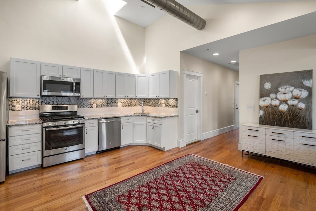 20 Moraine St 5