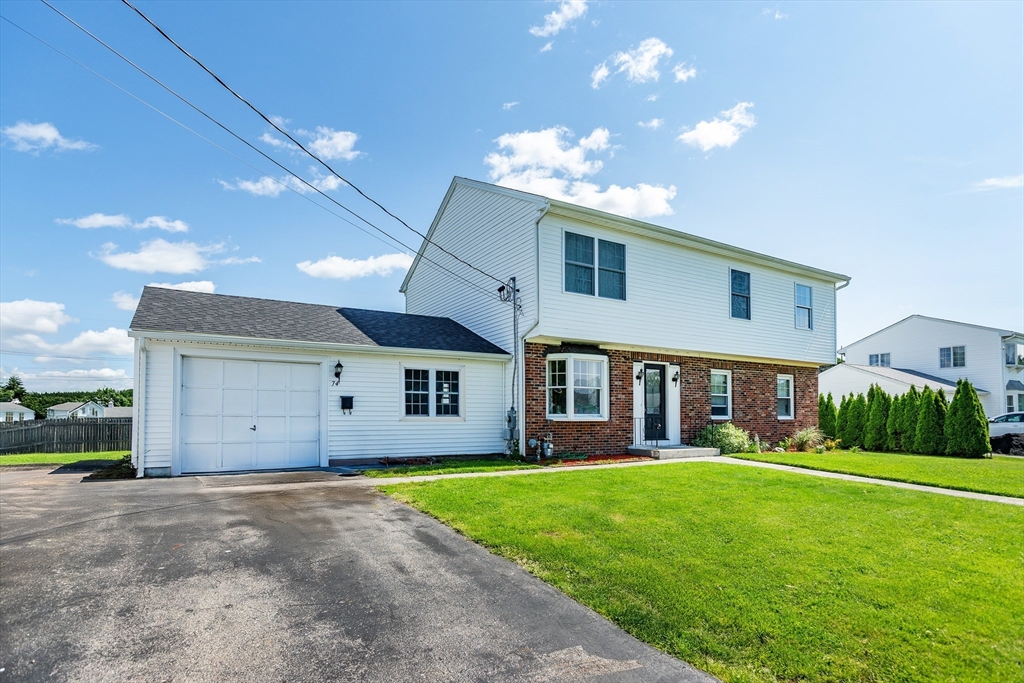 74 Brookhaven Dr