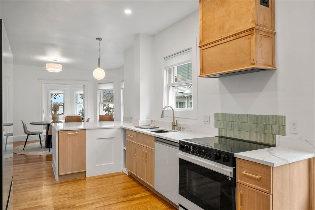 55 Johnson Ave 1