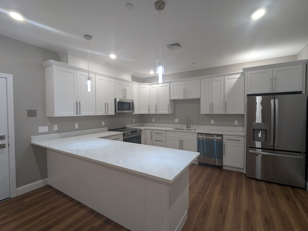 13 Nahant Street 2B