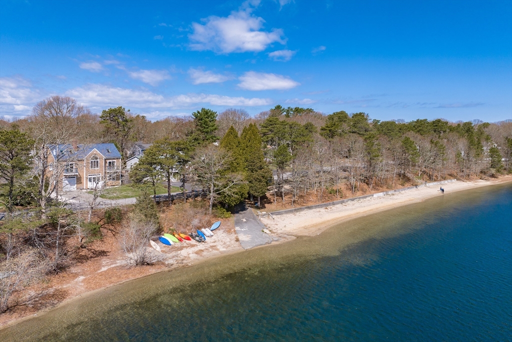 251 Lakeside Drive