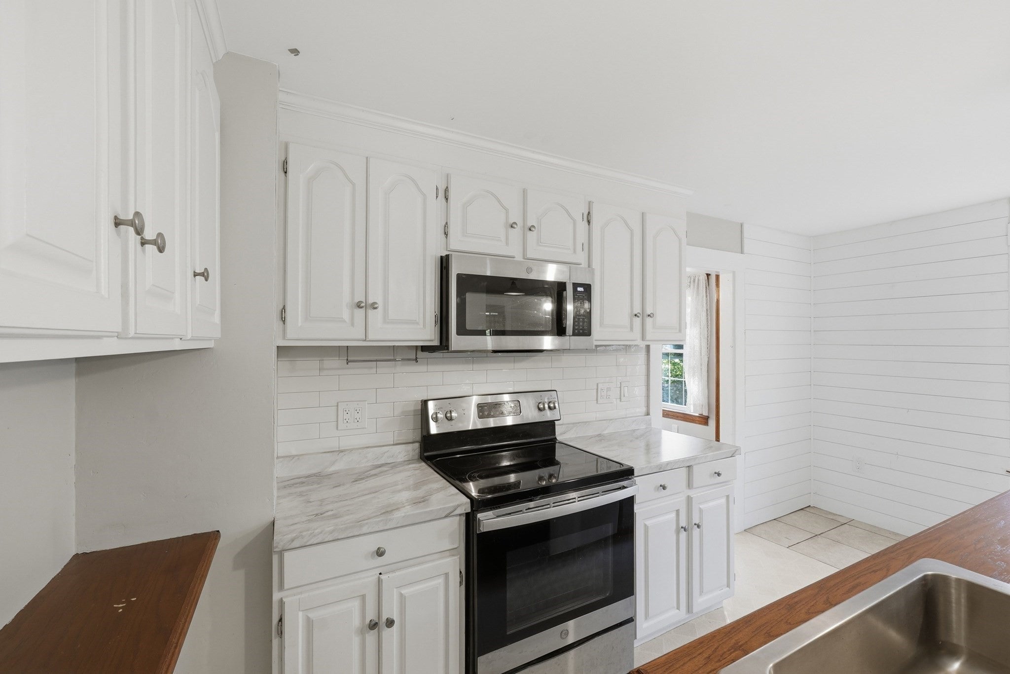 248 Otter River Rd, Templeton, MA Photo #11