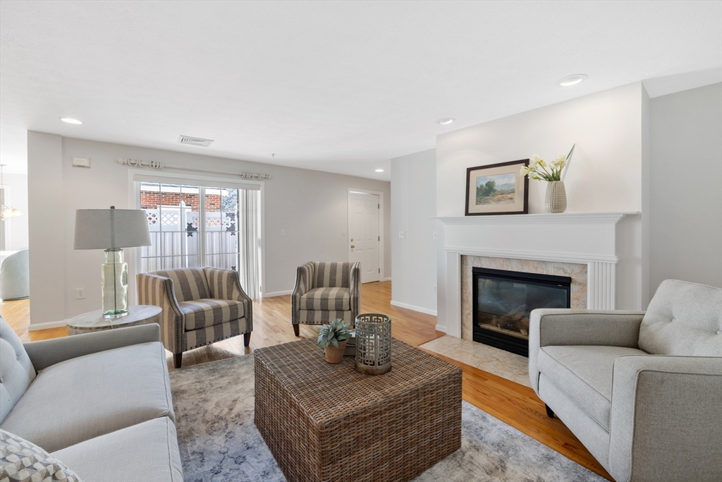 7 Conant Rd 34