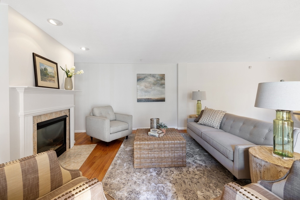 7 Conant Rd 34
