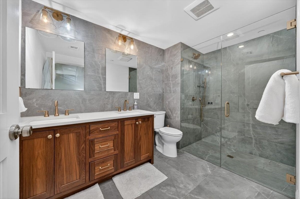 521 East 8th St #1, Boston, MA Photo #15