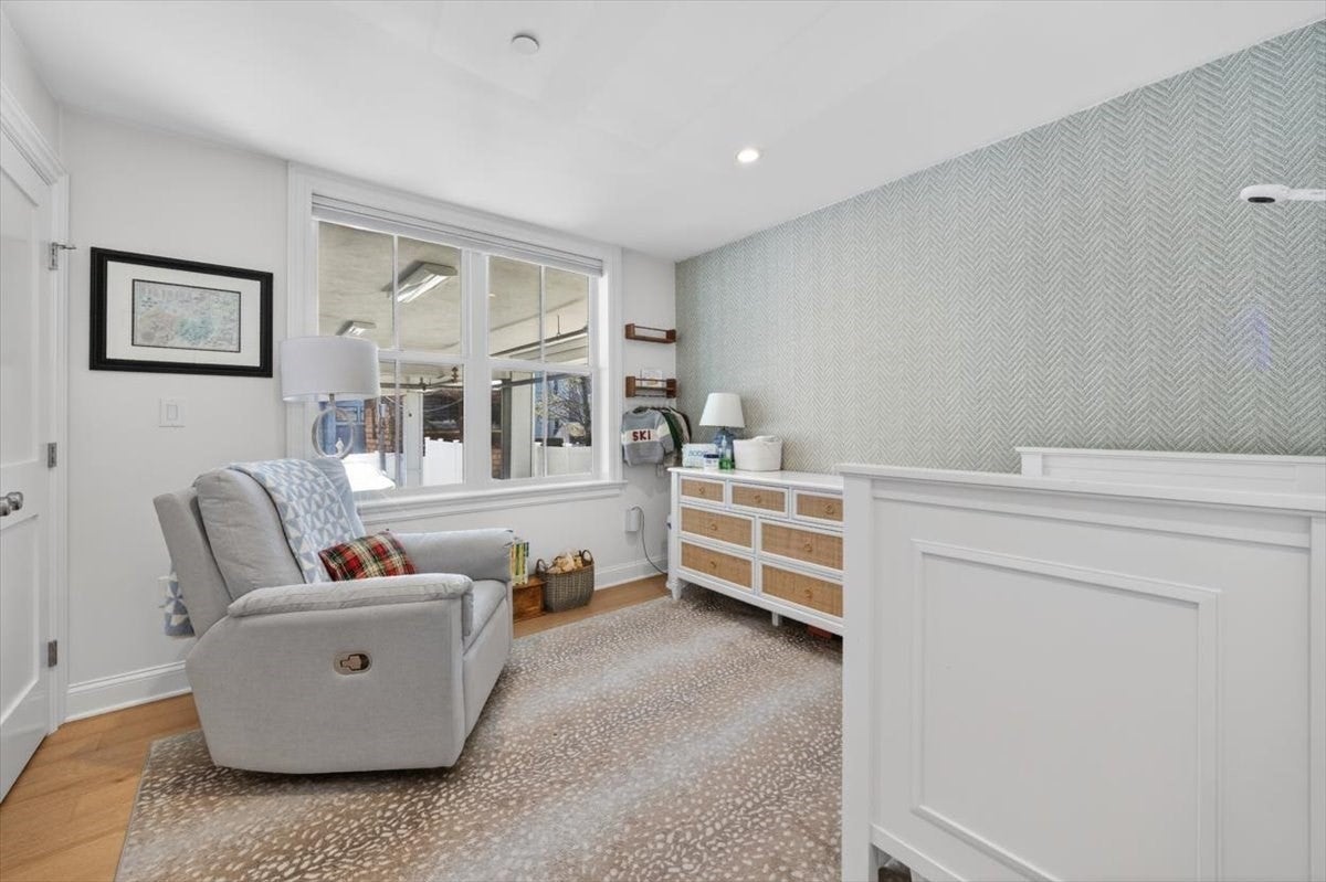 521 East 8th St #1, Boston, MA Photo #17
