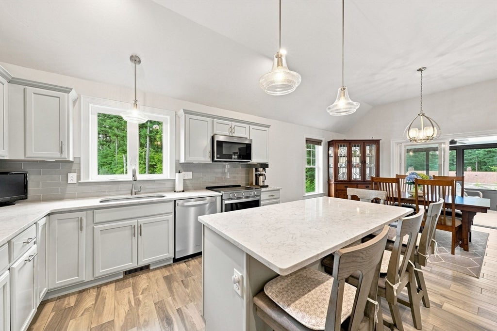 59 Waterford Cir, Dighton, MA, 59 Waterford Cir, Dighton, MA Photo #14