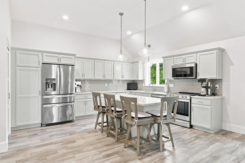 59 Waterford Cir, Dighton, MA, 59 Waterford Cir, Dighton, MA Photo #2