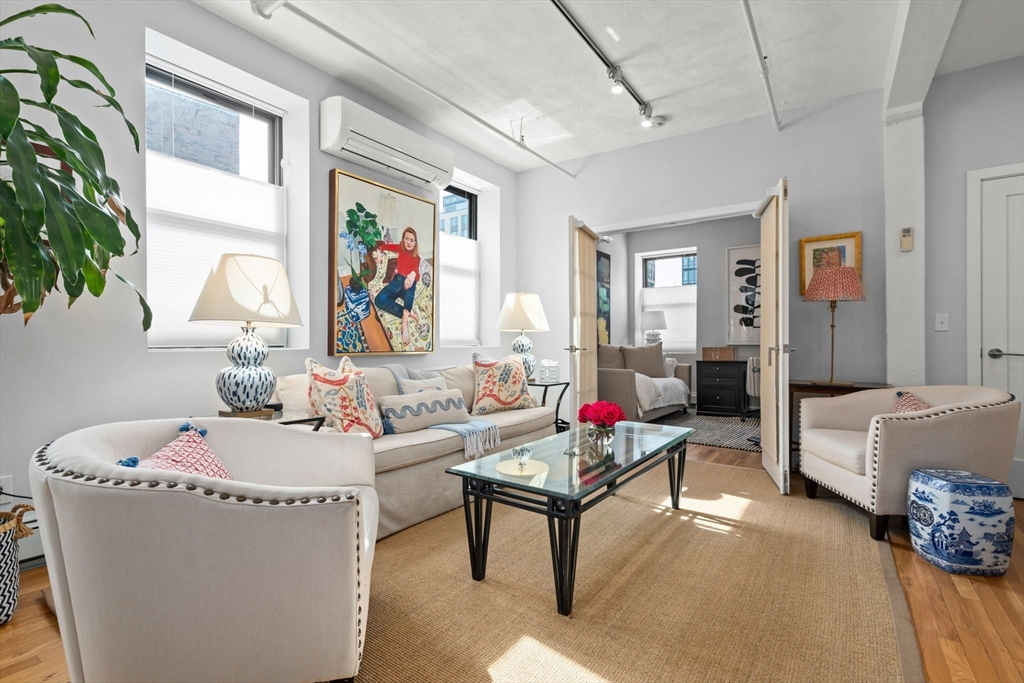 34 Plympton Street 1