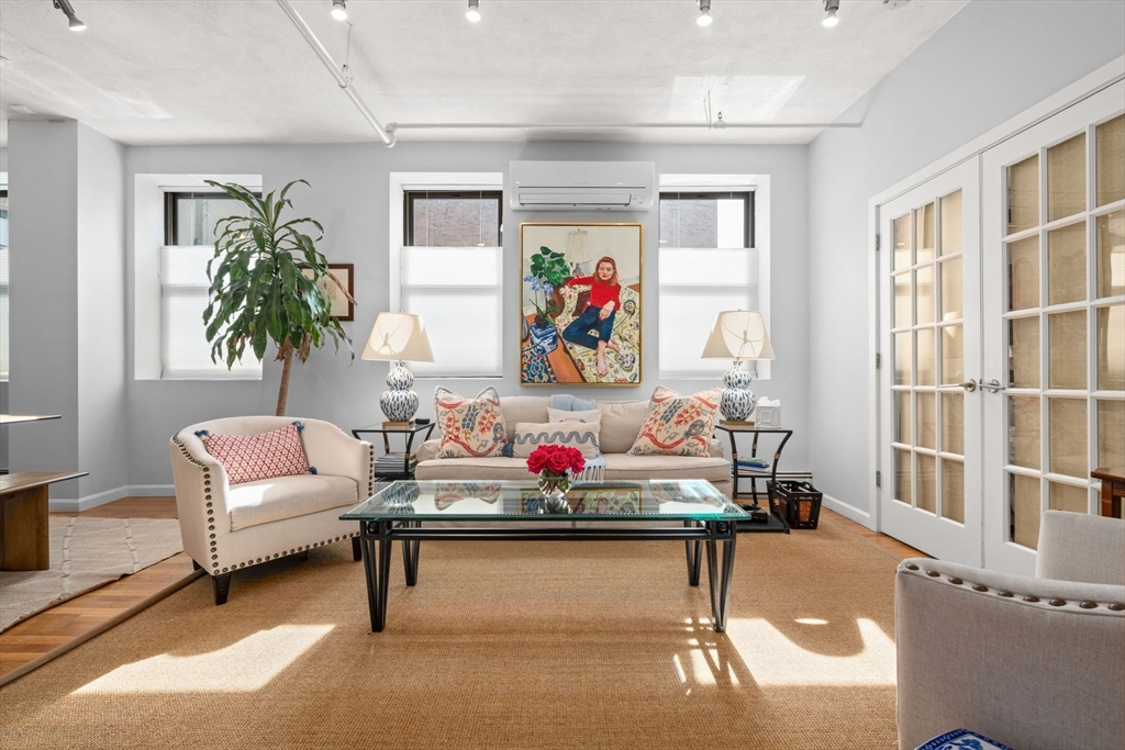 34 Plympton Street 1