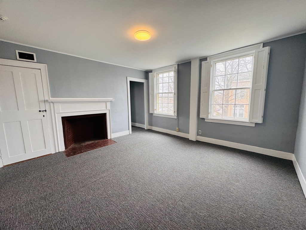 132 N Main St 2