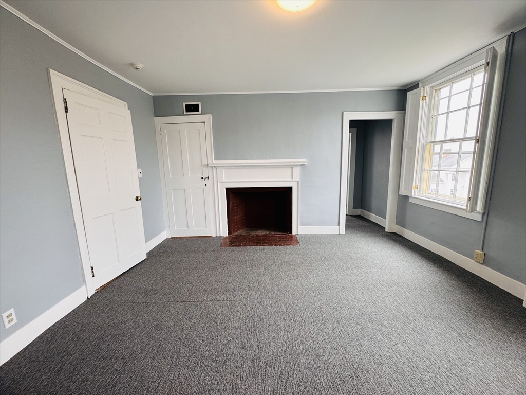 132 N Main St 2