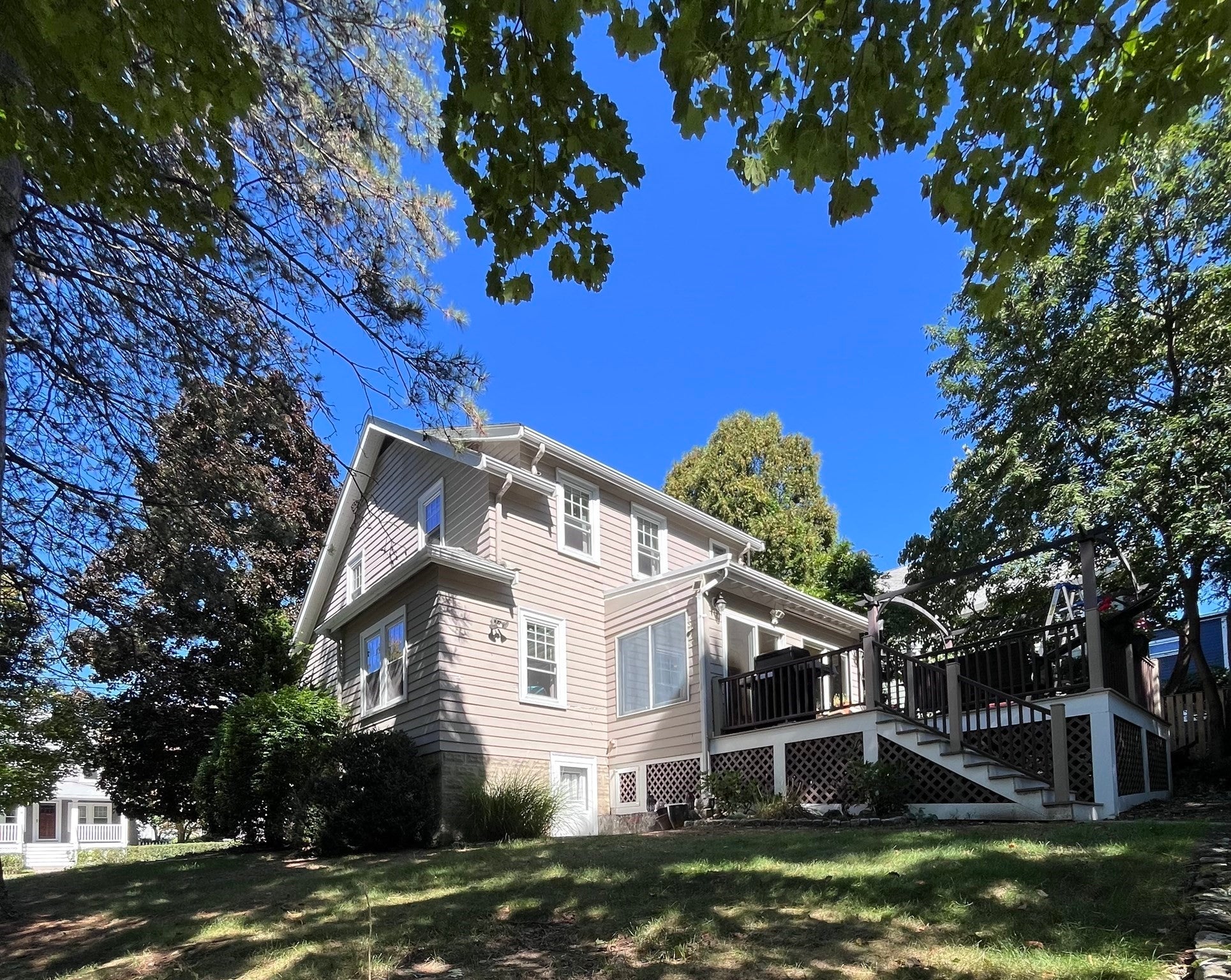 Photo of 186 Highland Ave, Arlington, MA