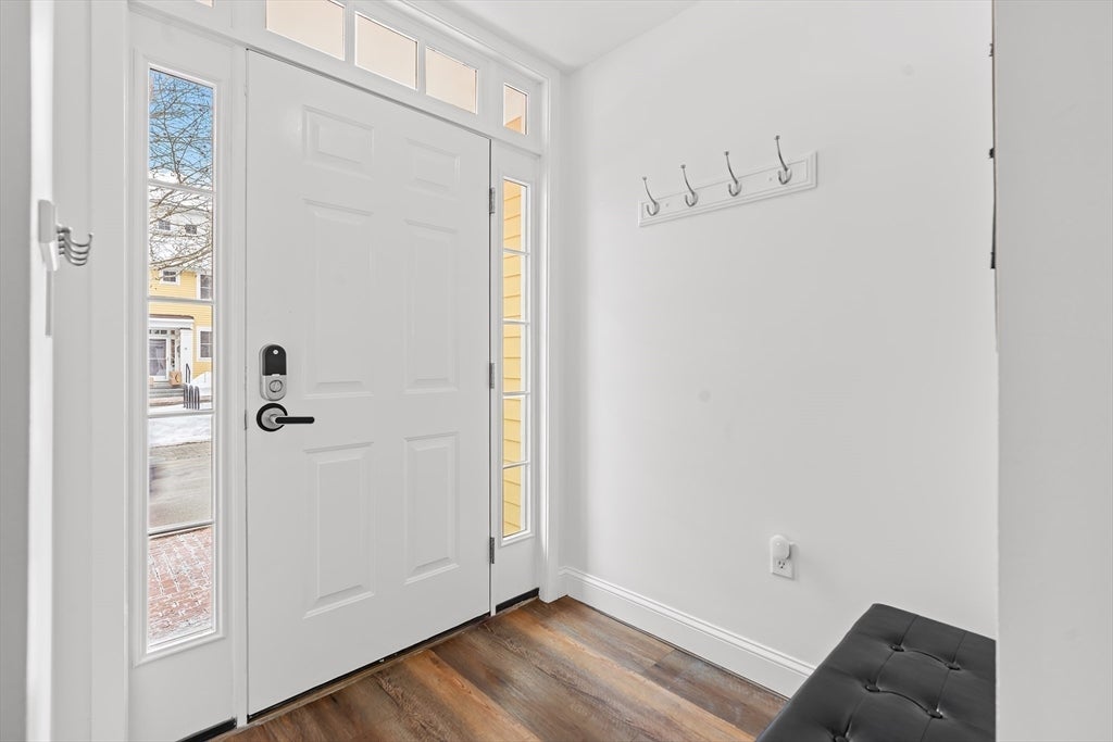 129 Merrimac 9