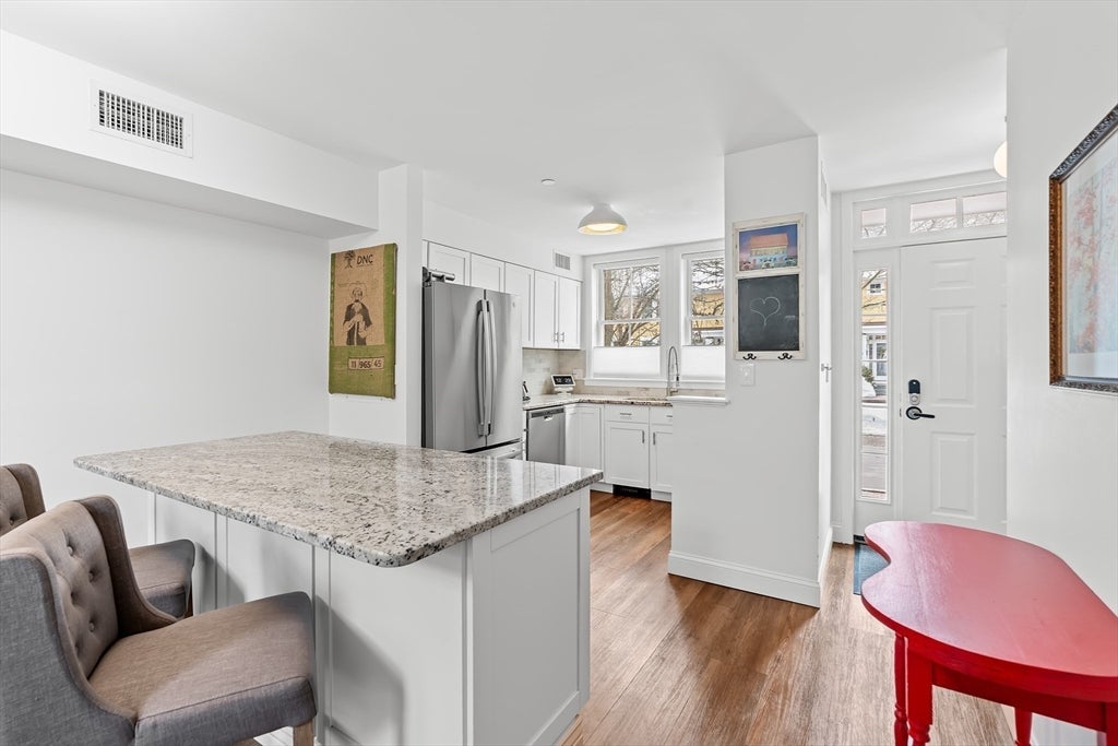 129 Merrimac 9