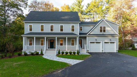 62 Larchmont Ln Hanover MA 02339