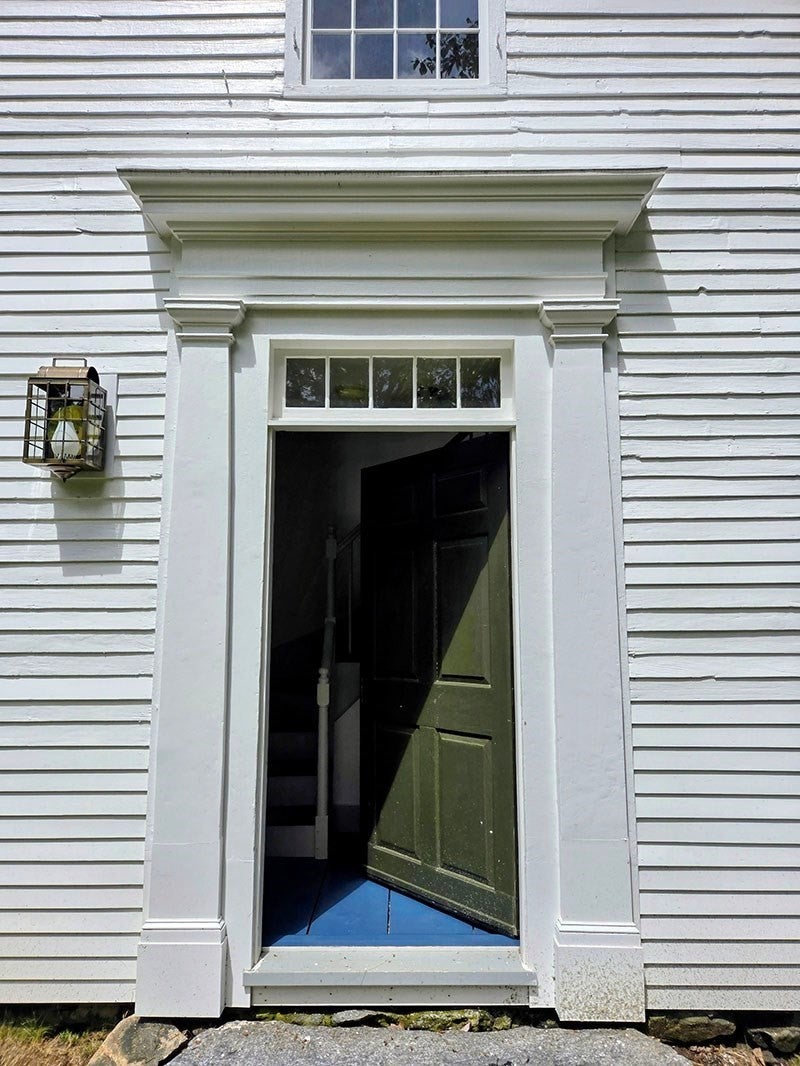 130 West Rd, Petersham MA 01366
