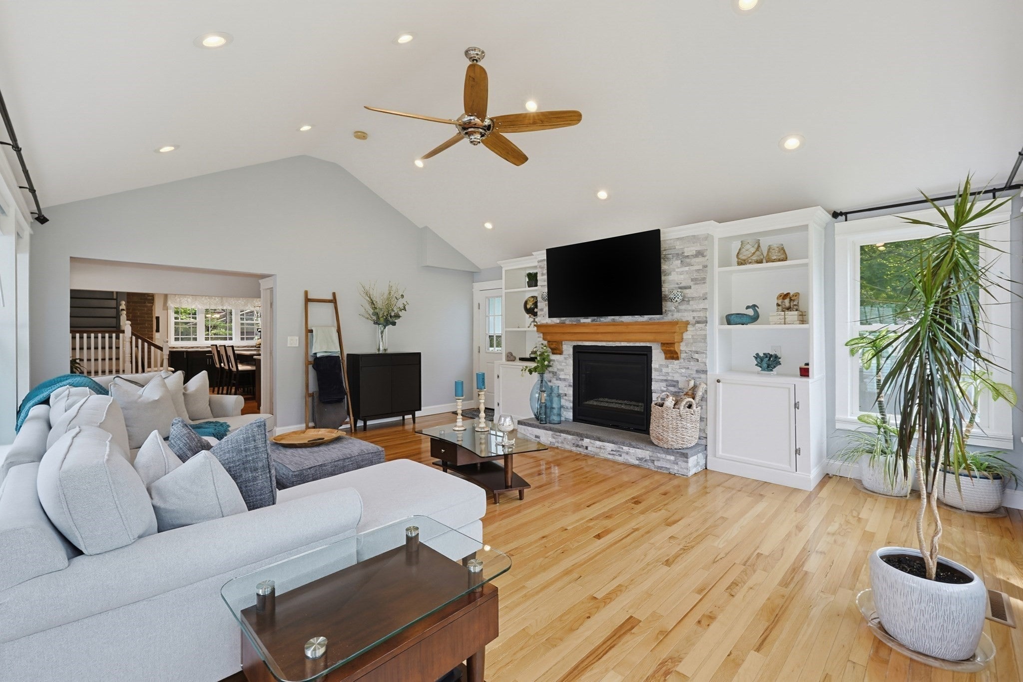 38 Dexter Ave, Seekonk, MA, 38 Dexter Ave, Seekonk, MA Photo #7