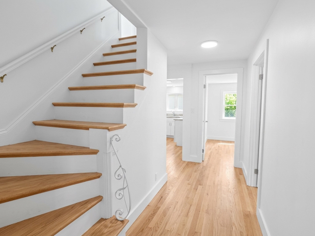 22 Hanson Ave, Walpole, MA, 22 Hanson Ave, Walpole, MA Photo #5