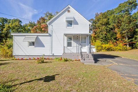 90 Anson St Chicopee MA 01020